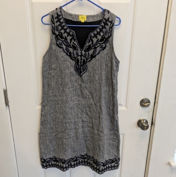 Roberta Roller Rabbit Linen Embroidered Dress - Picture 2 of 6